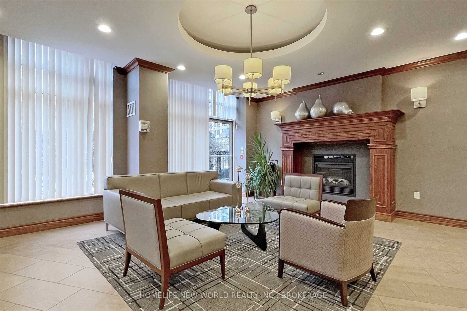 19 Barberry Pl, #407