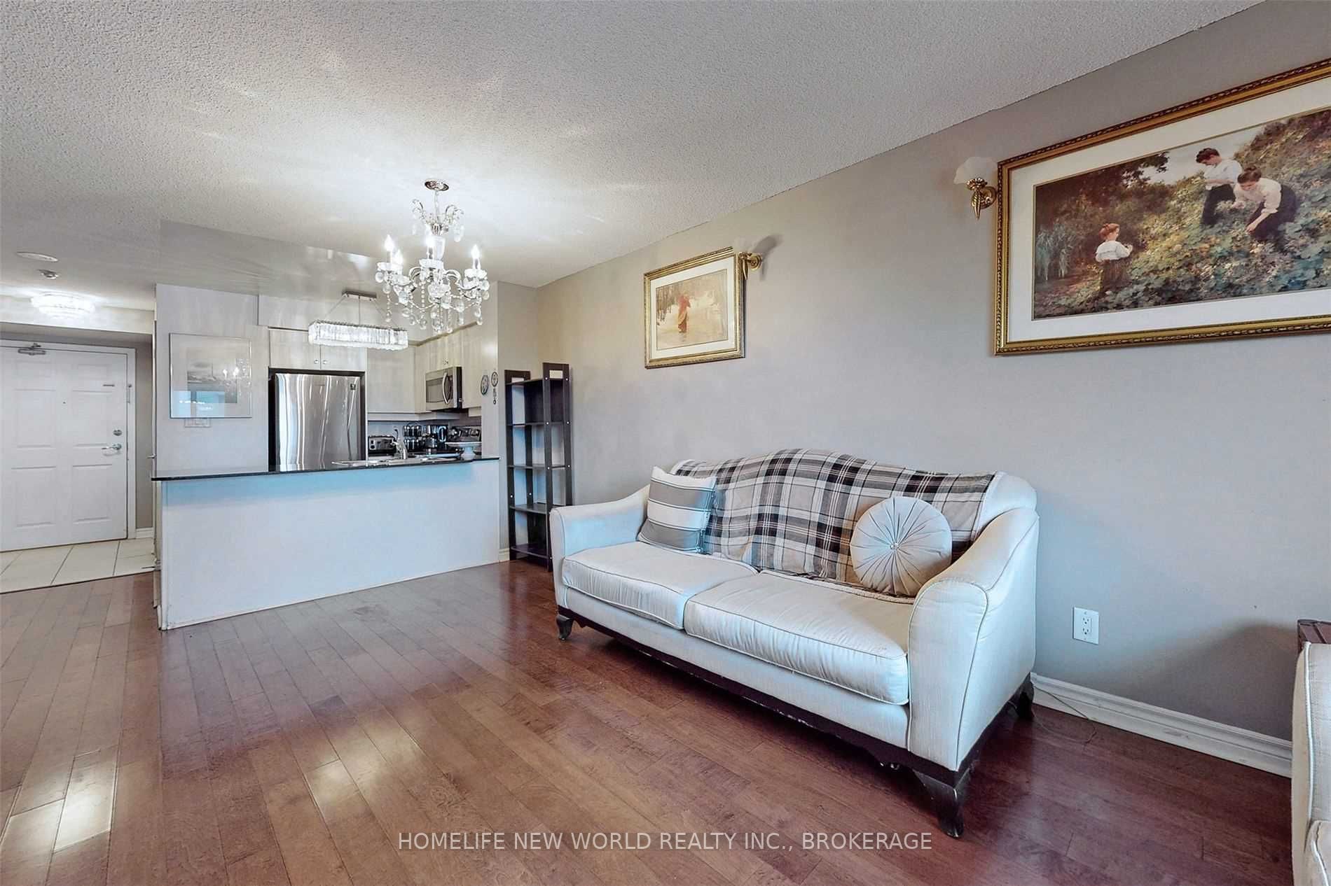 19 Barberry Pl, #407