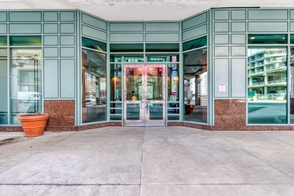 10 Yonge St, #1803
