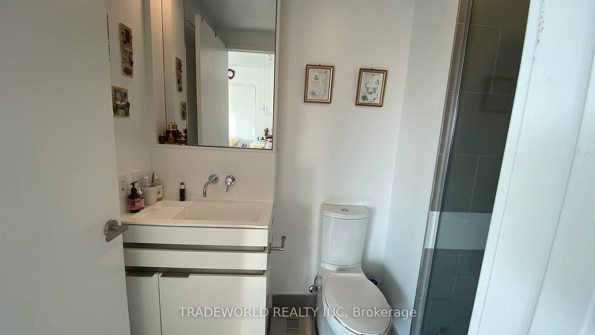 197 Yonge St, #4813