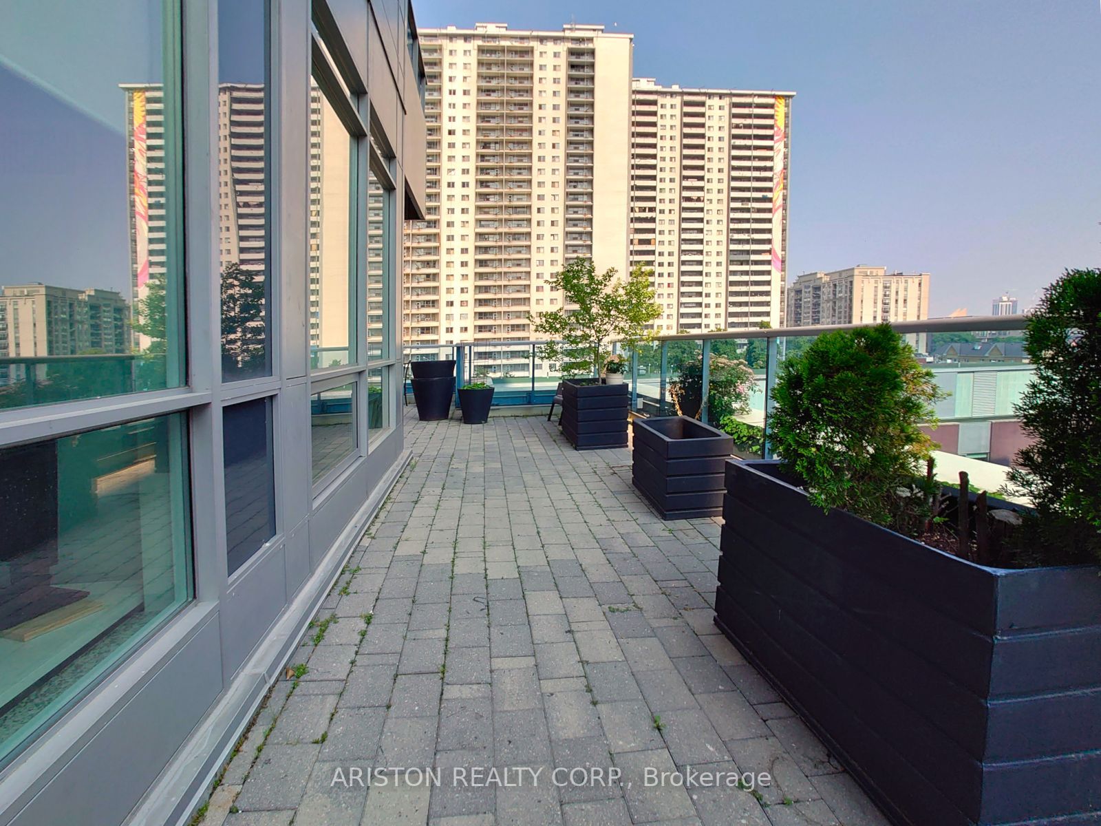 500 Sherbourne Street, #404