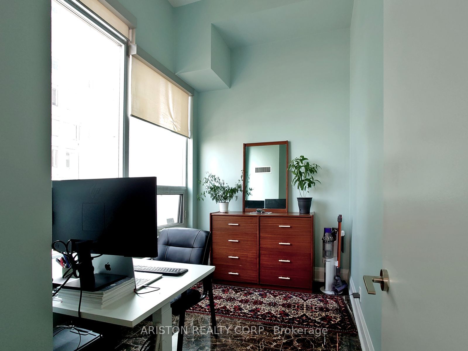 500 Sherbourne Street, #404
