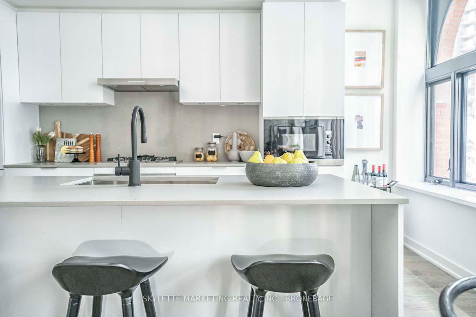 Listing C5999211 - Large Photo # 19