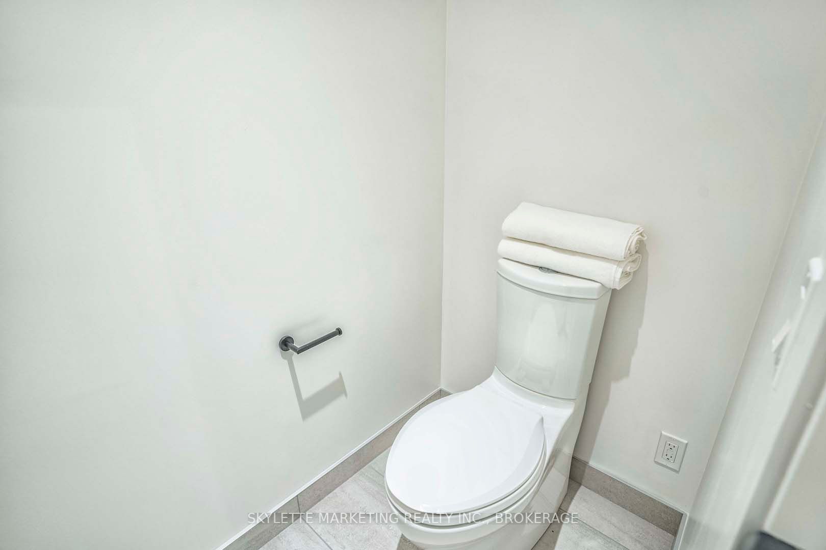 Listing C5999211 - Large Photo # 30