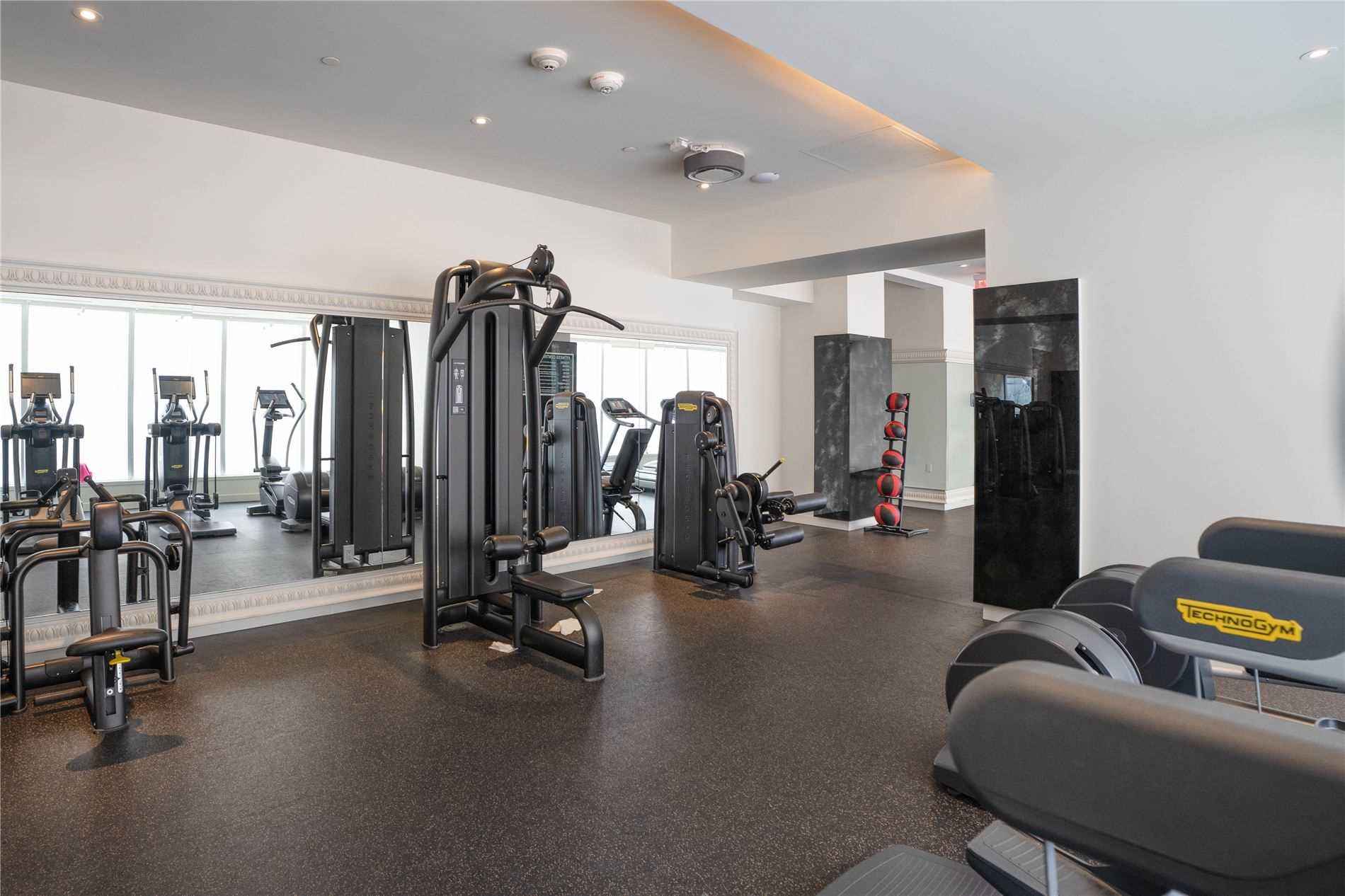 197 Yonge St, #5409
