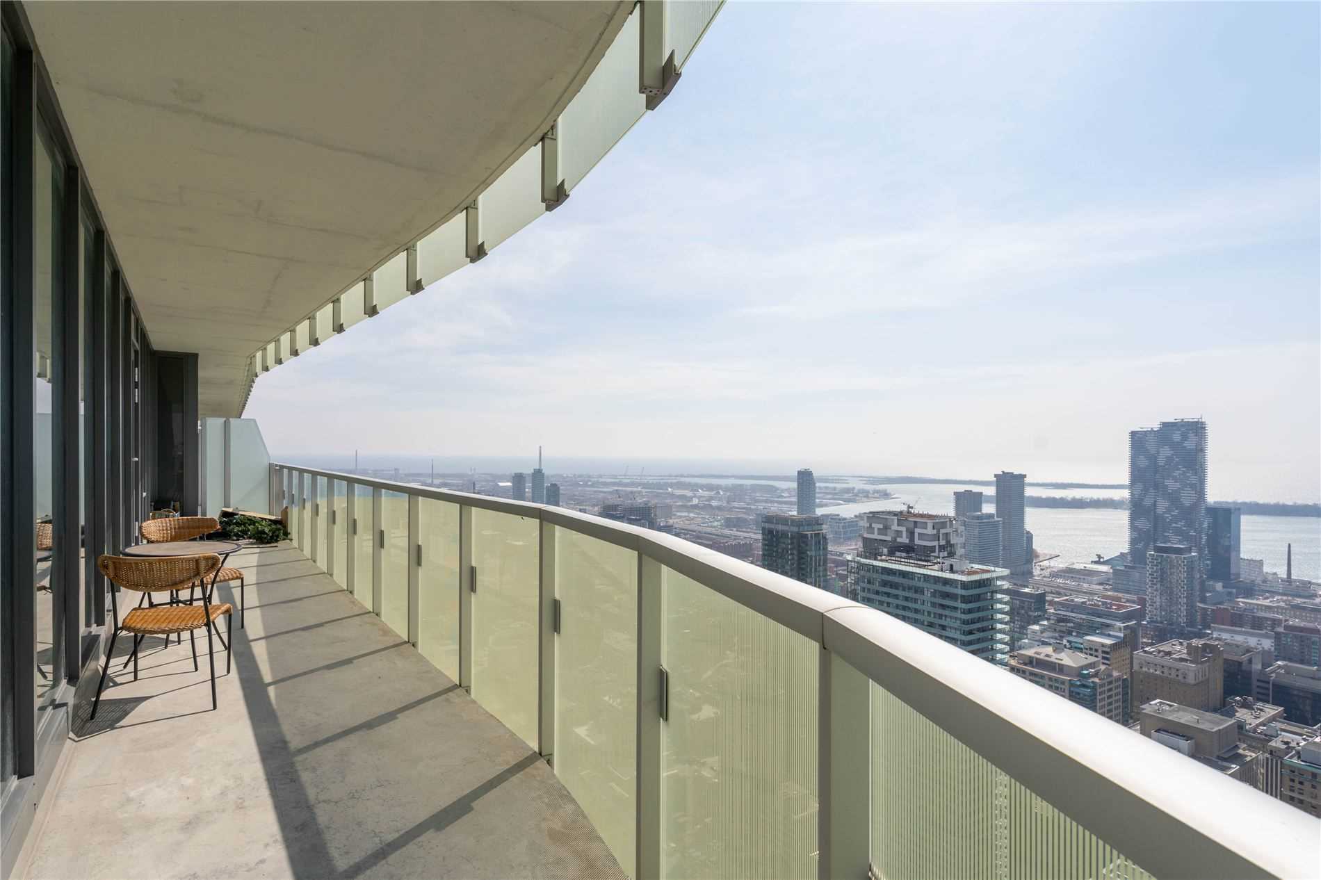 197 Yonge St, #5409
