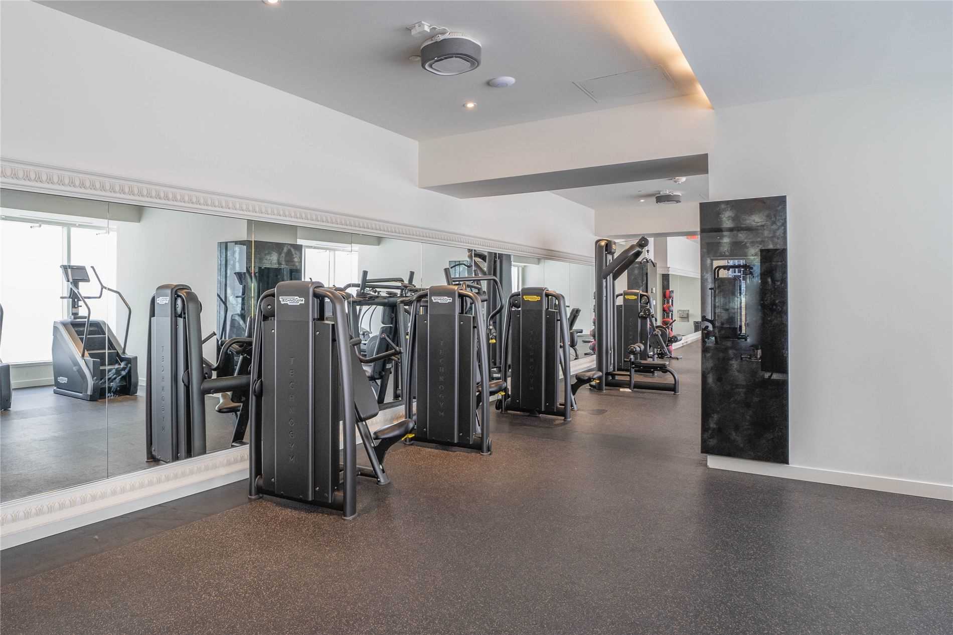 197 Yonge St, #5409