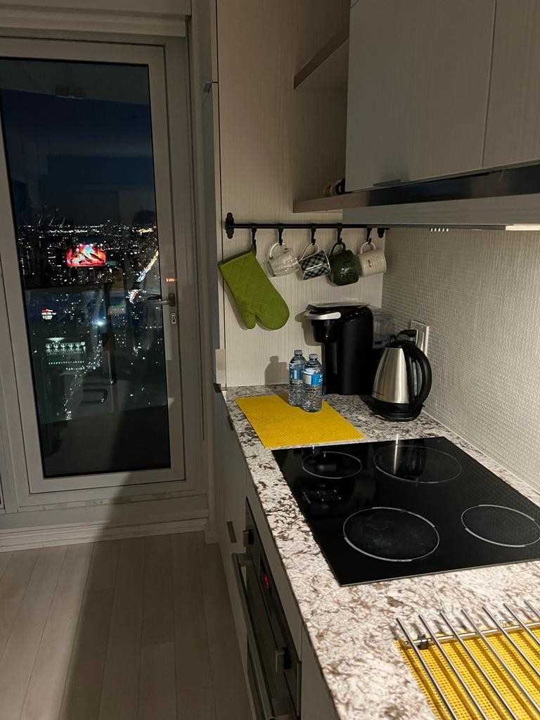 197 Yonge St, #5409