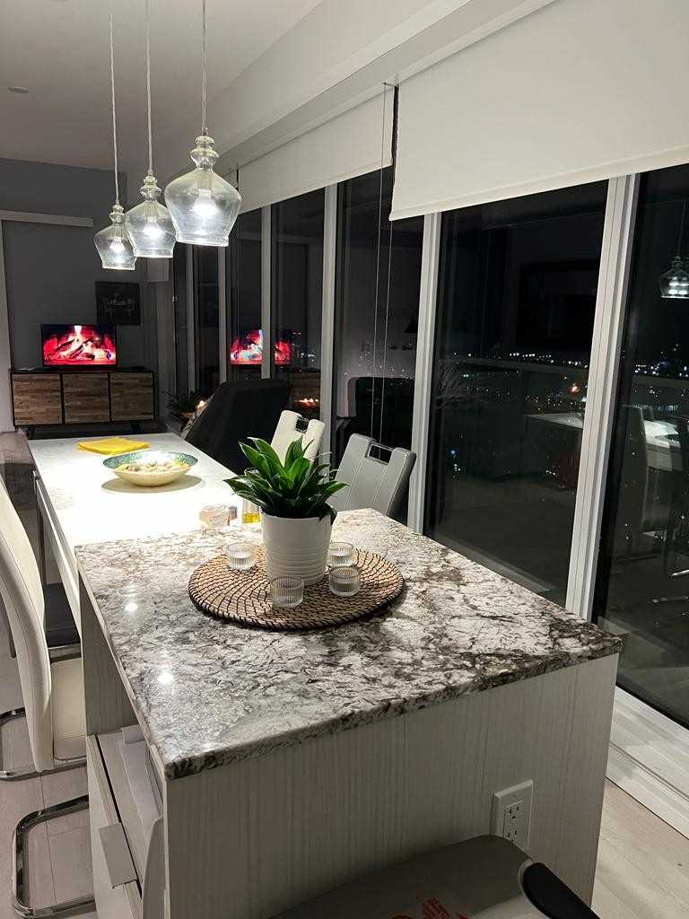 197 Yonge St, #5409