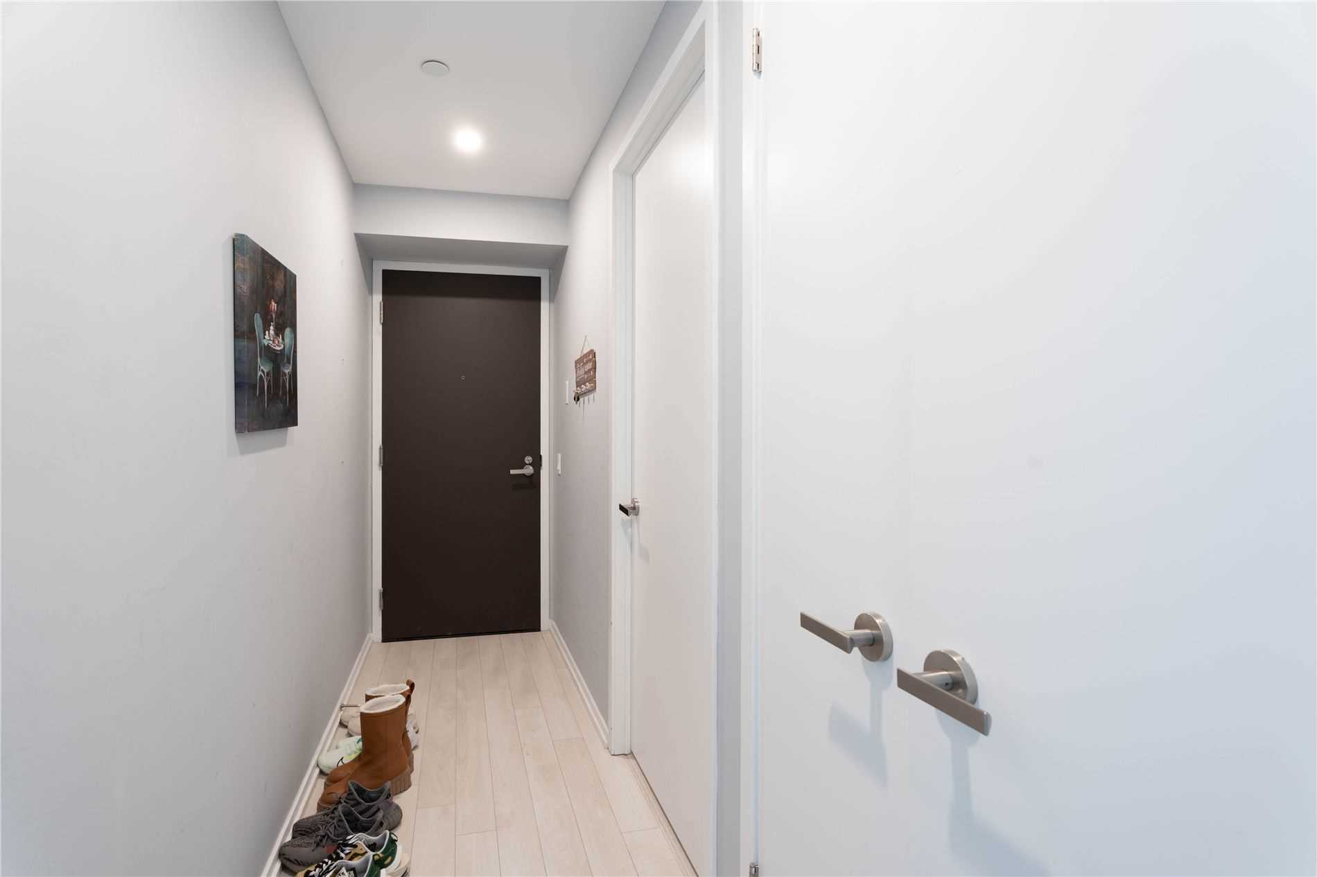 197 Yonge St, #5409