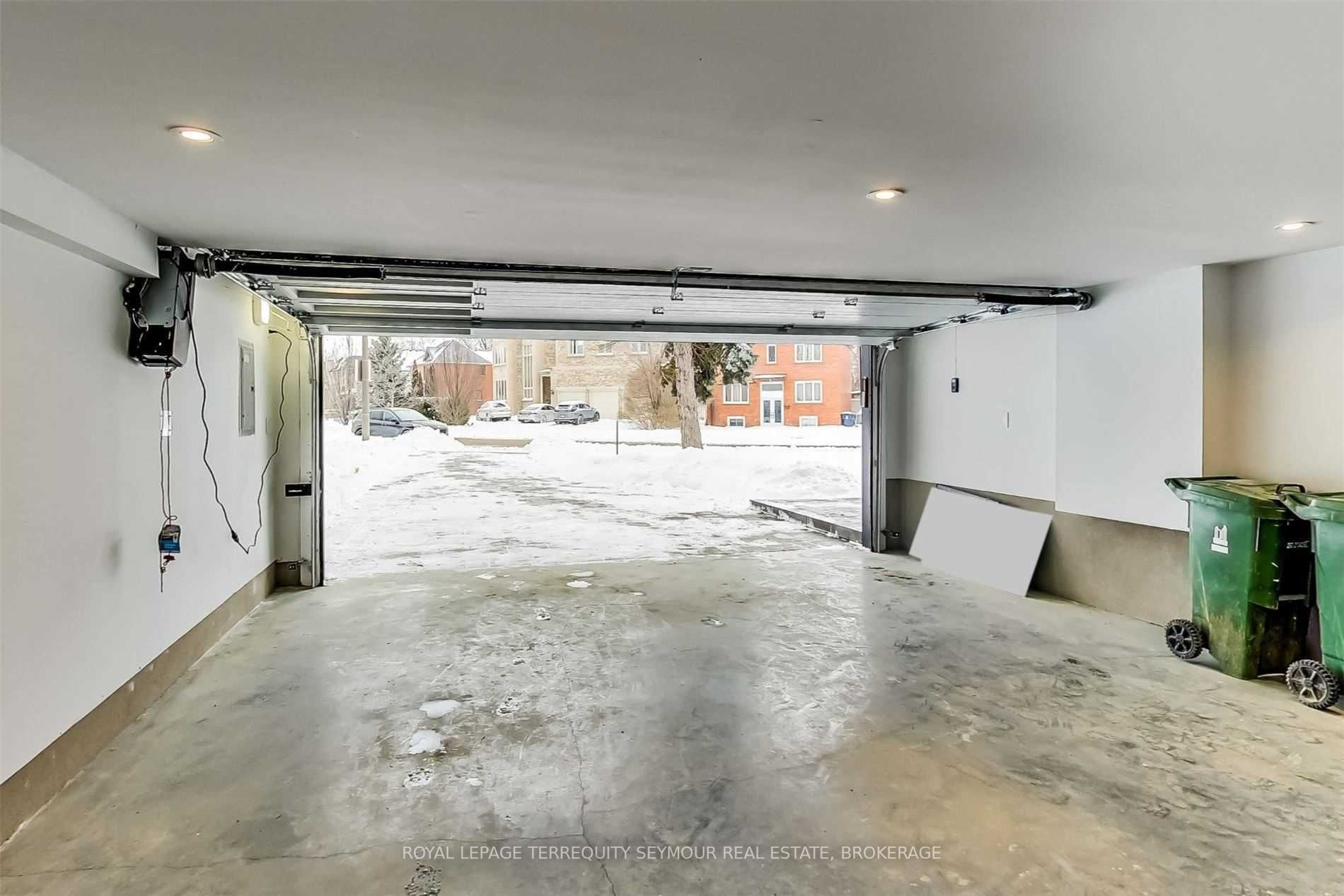 5 Yeomans Rd
