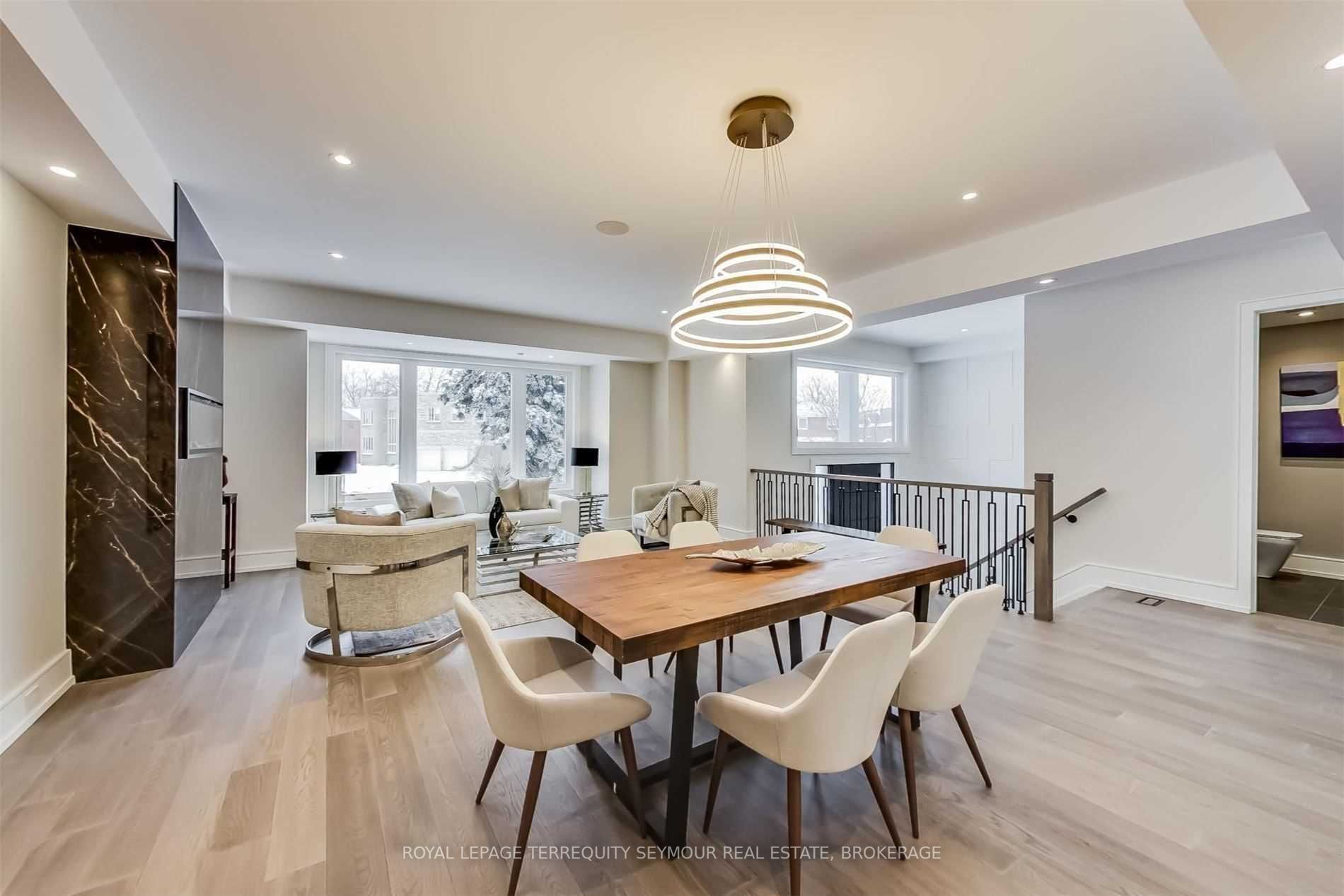 5 Yeomans Rd