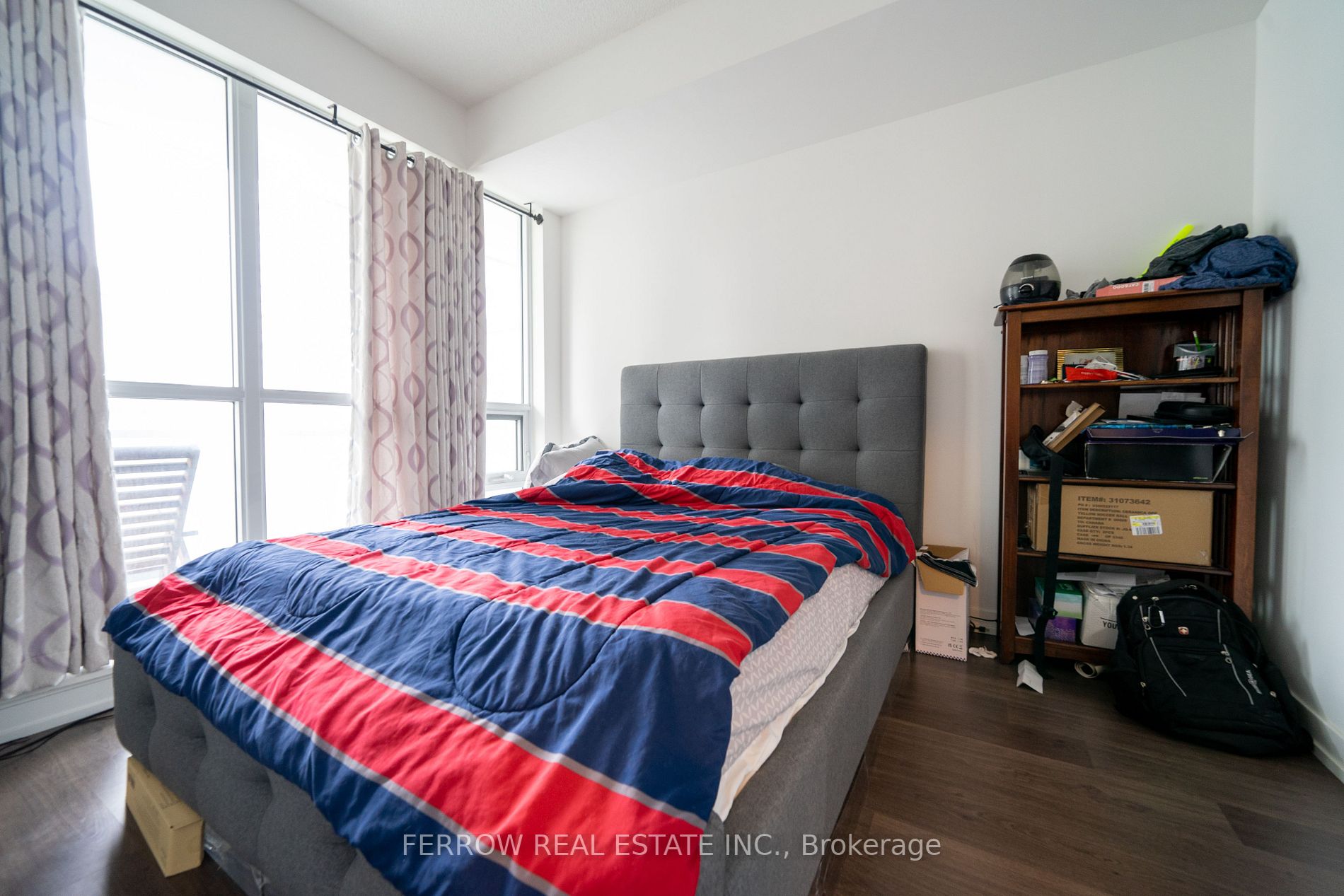 89 Dunfield Ave, #909