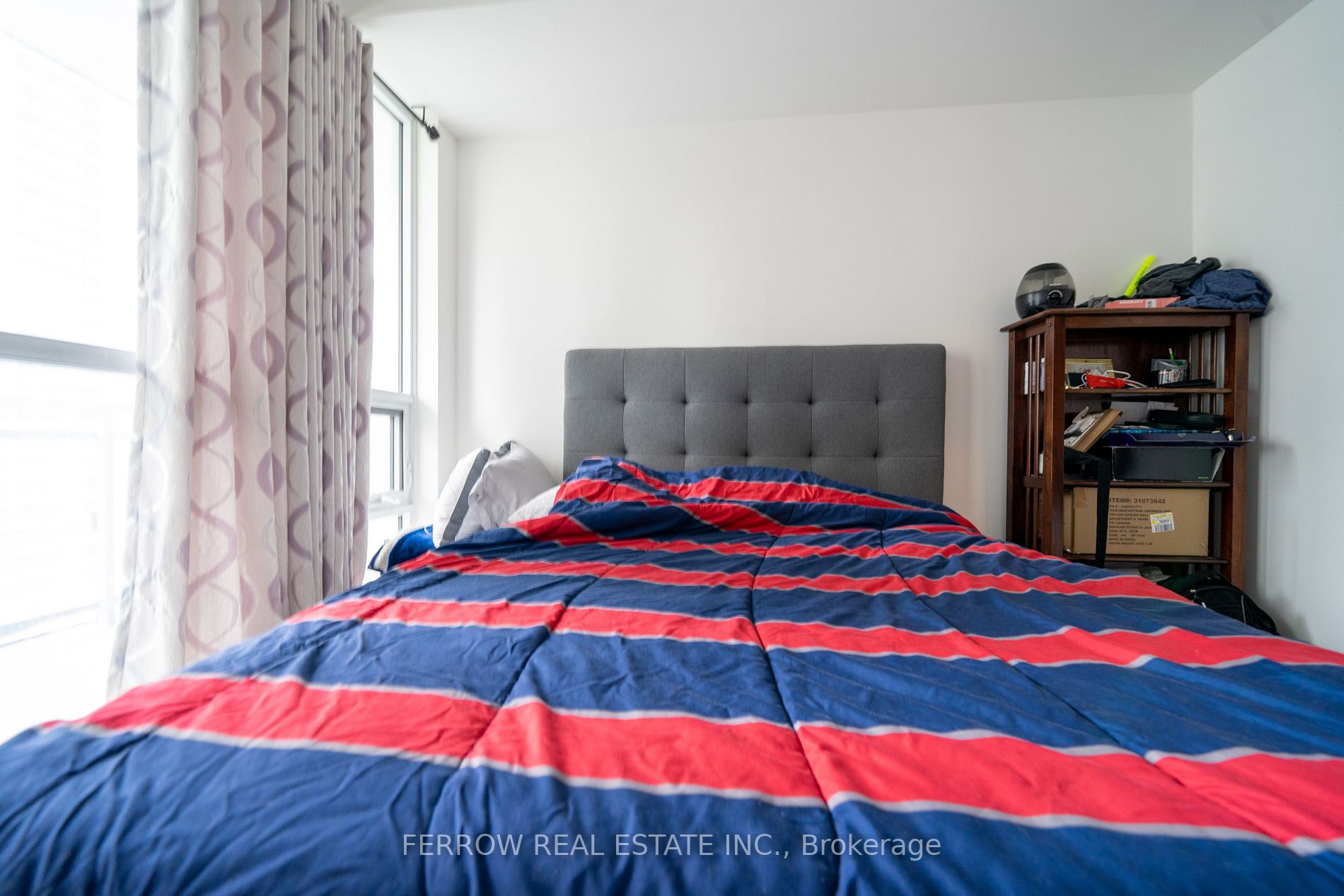 89 Dunfield Ave, #909
