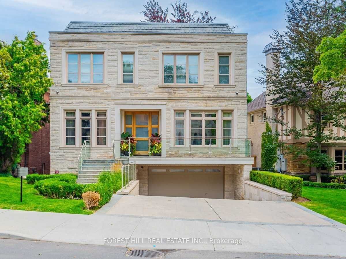 15 Vesta Dr