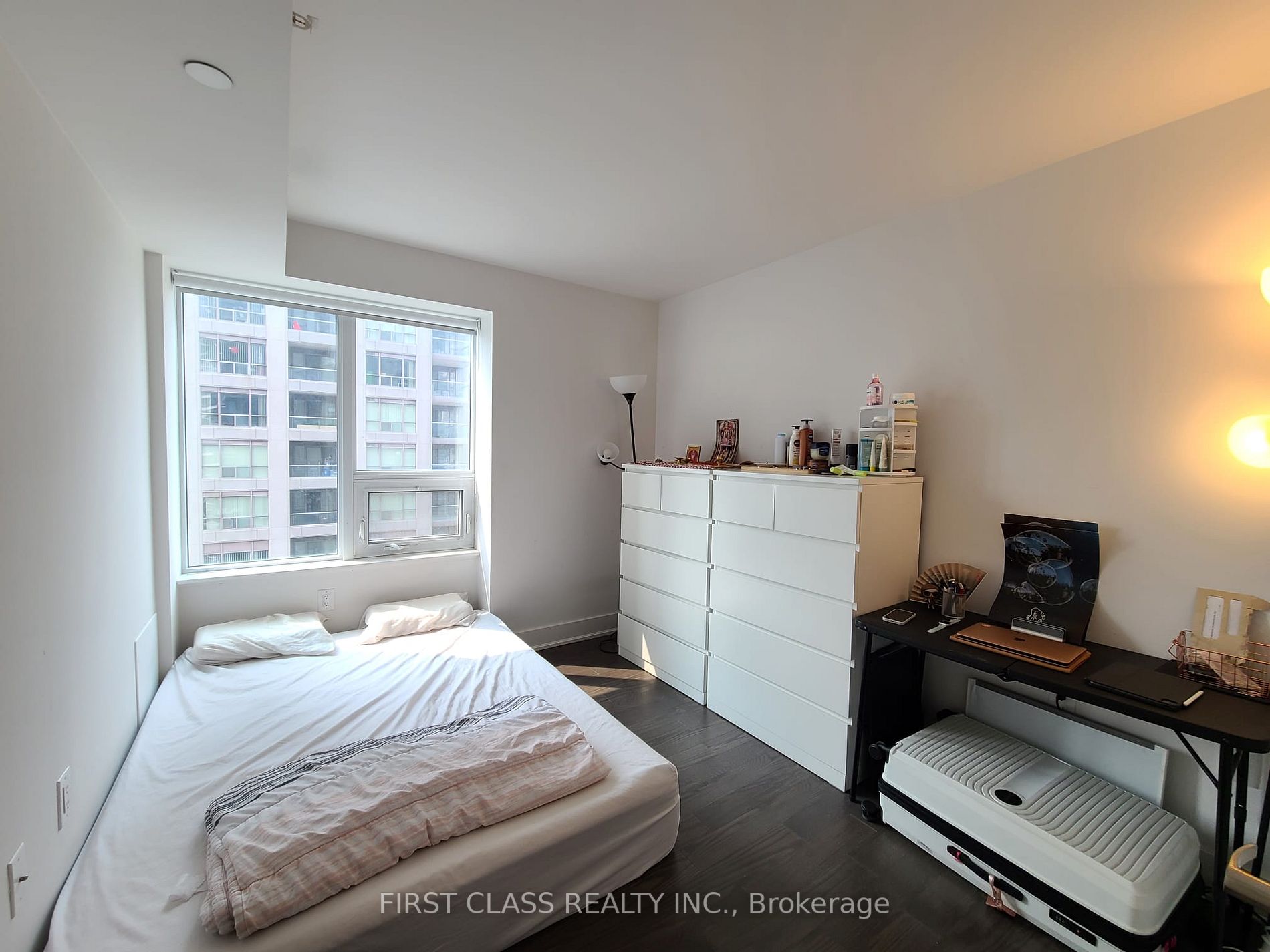 955 Bay Street #1605