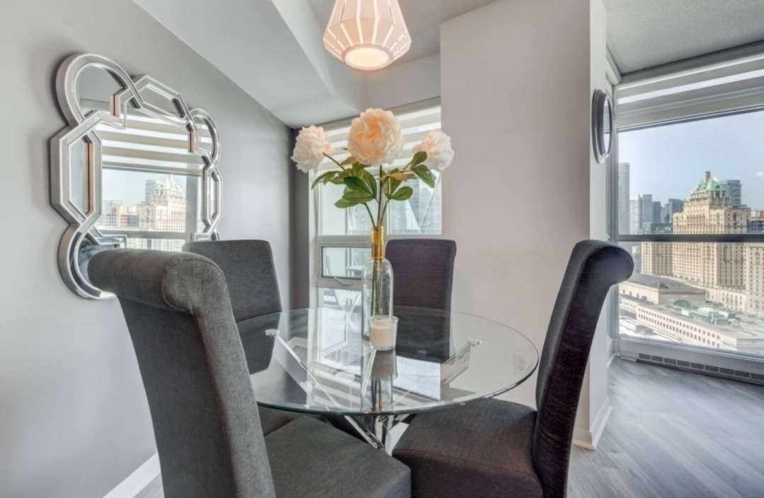18 Yonge St, #2503