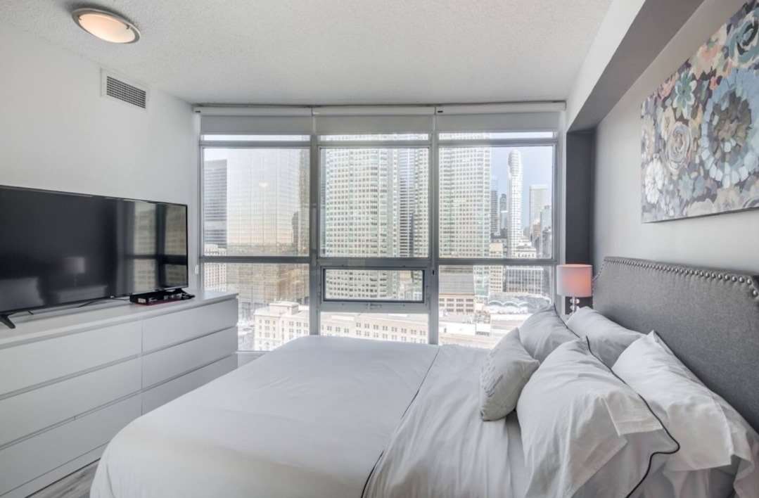 18 Yonge St, #2503