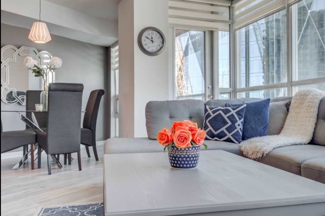 18 Yonge St, #2503