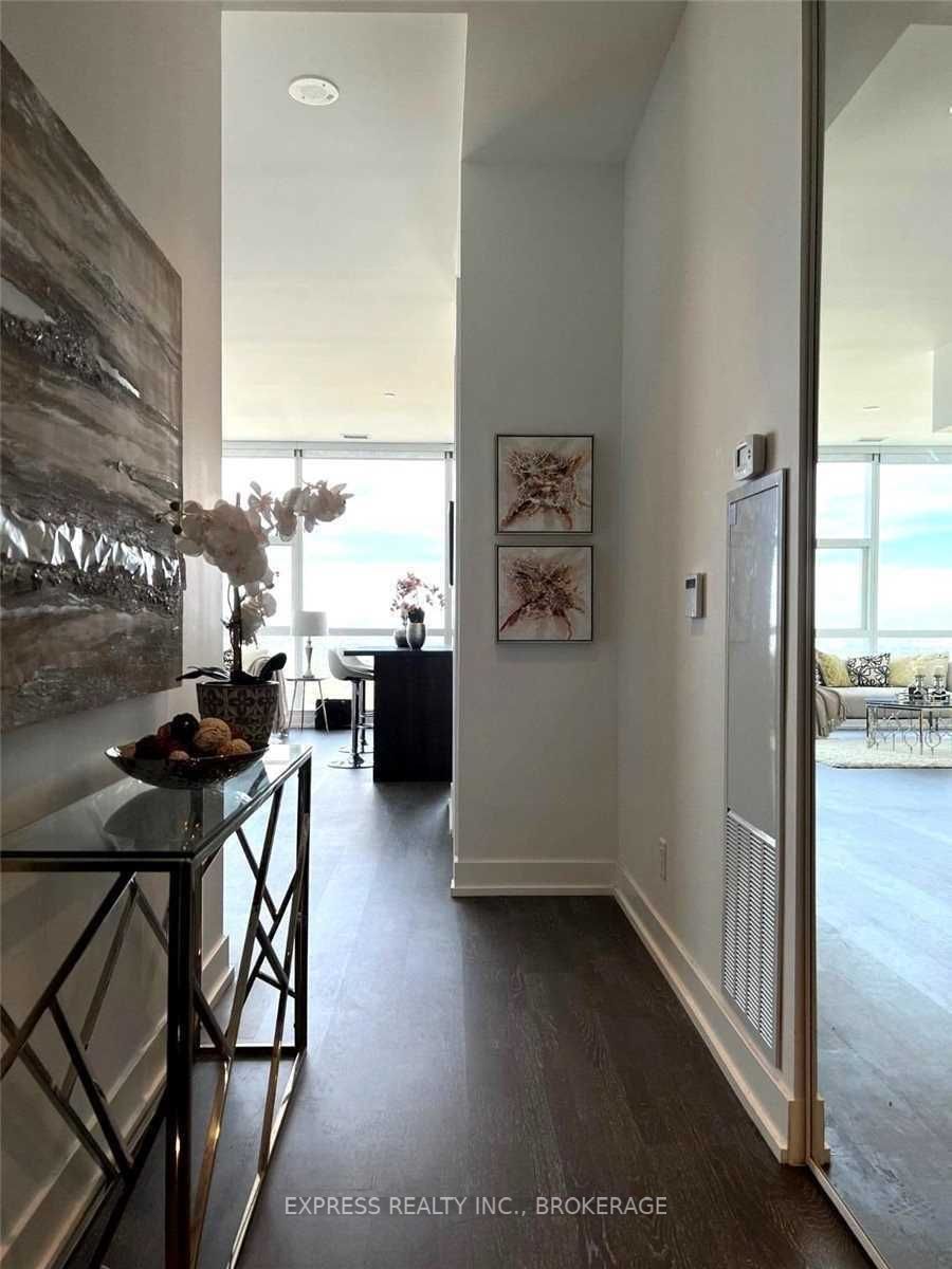 7 Grenville St, #6411