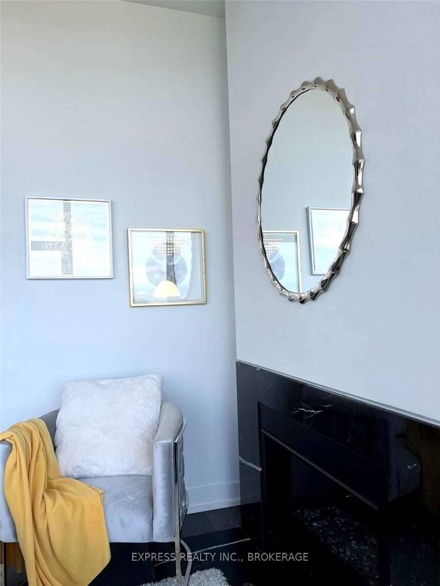 7 Grenville St, #6411