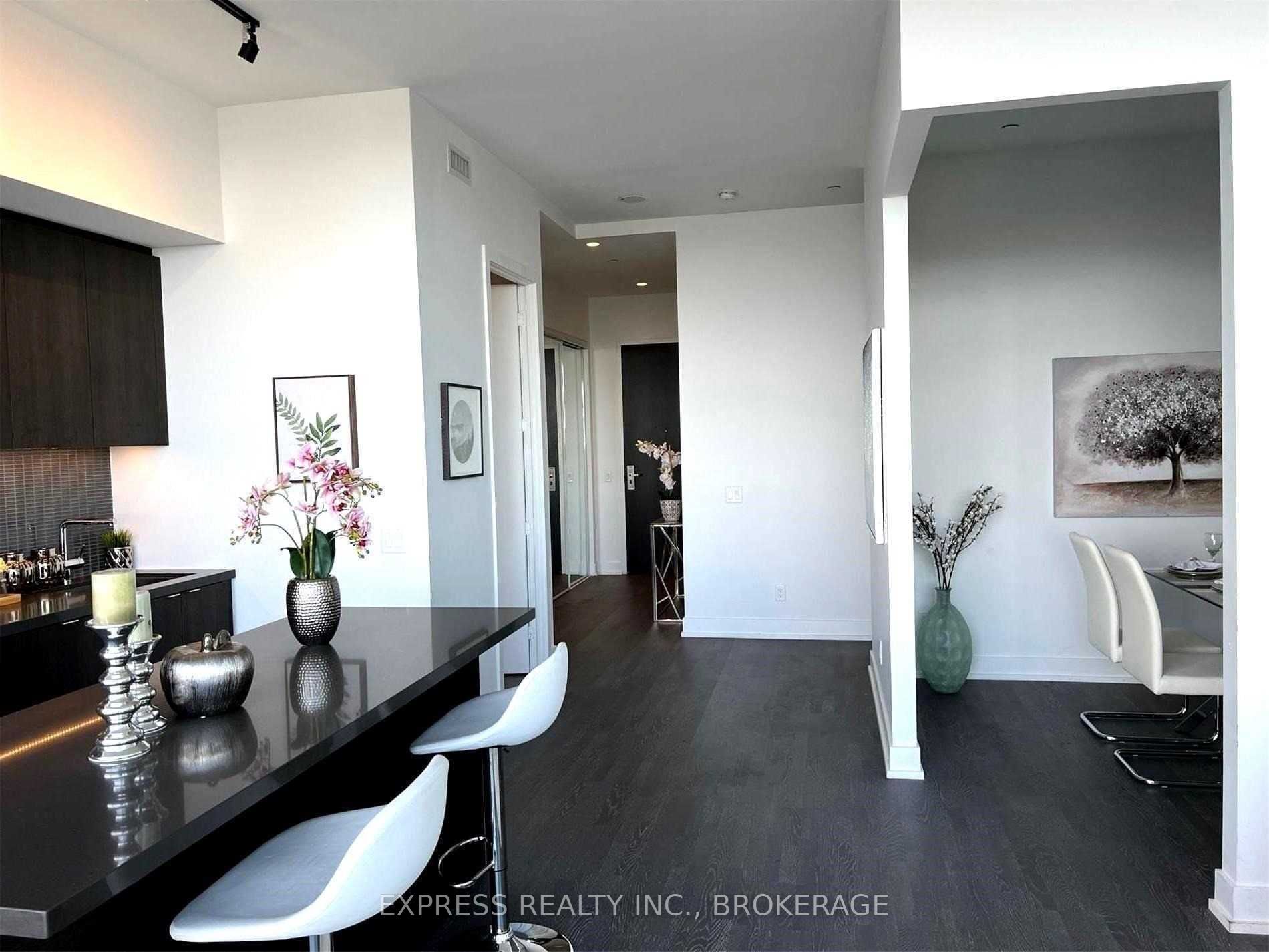 7 Grenville St, #6411