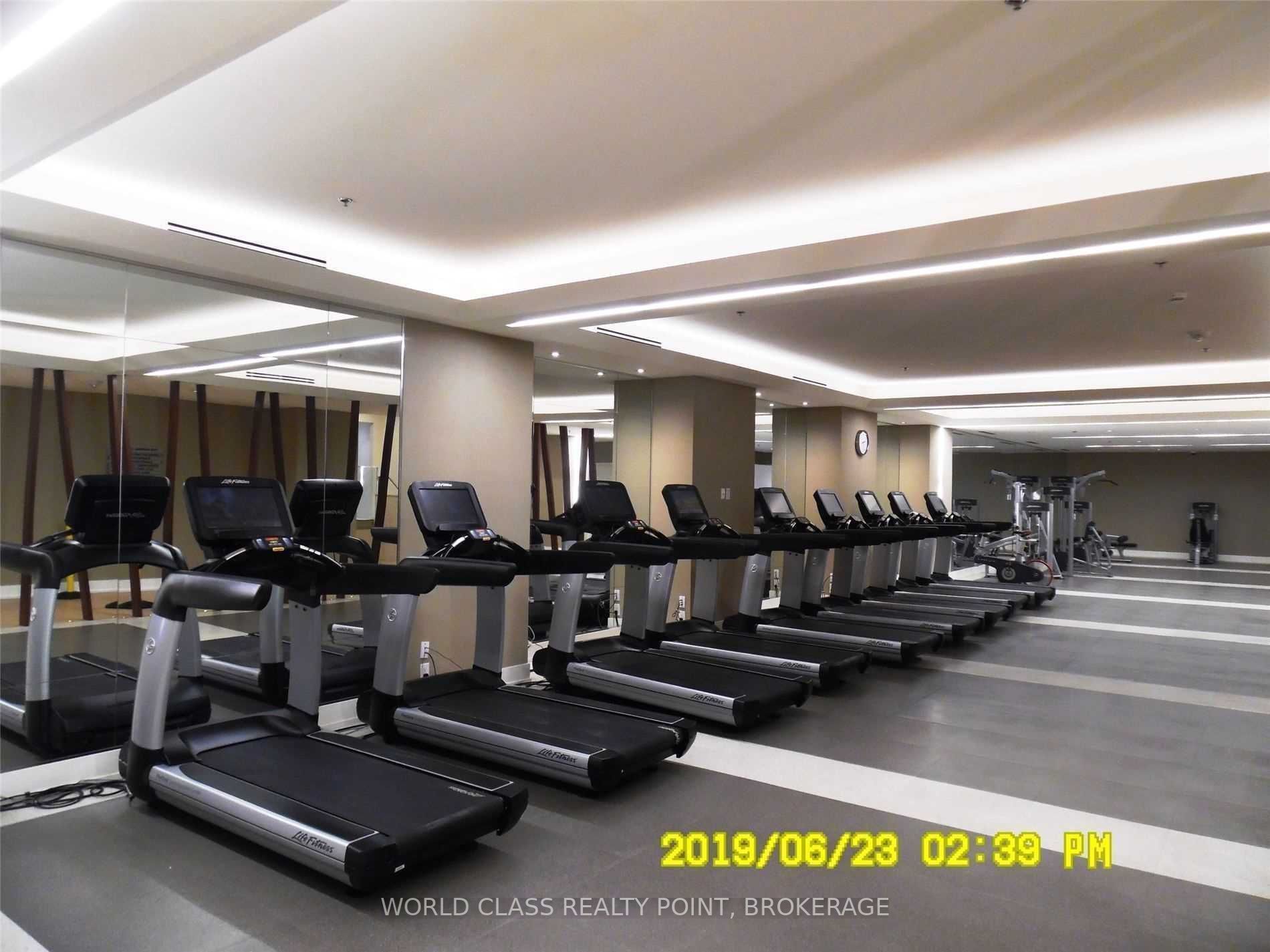 111 St. Clair Ave W, #528