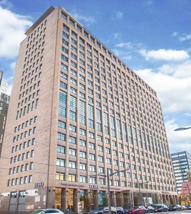 111 St. Clair Ave W, #528