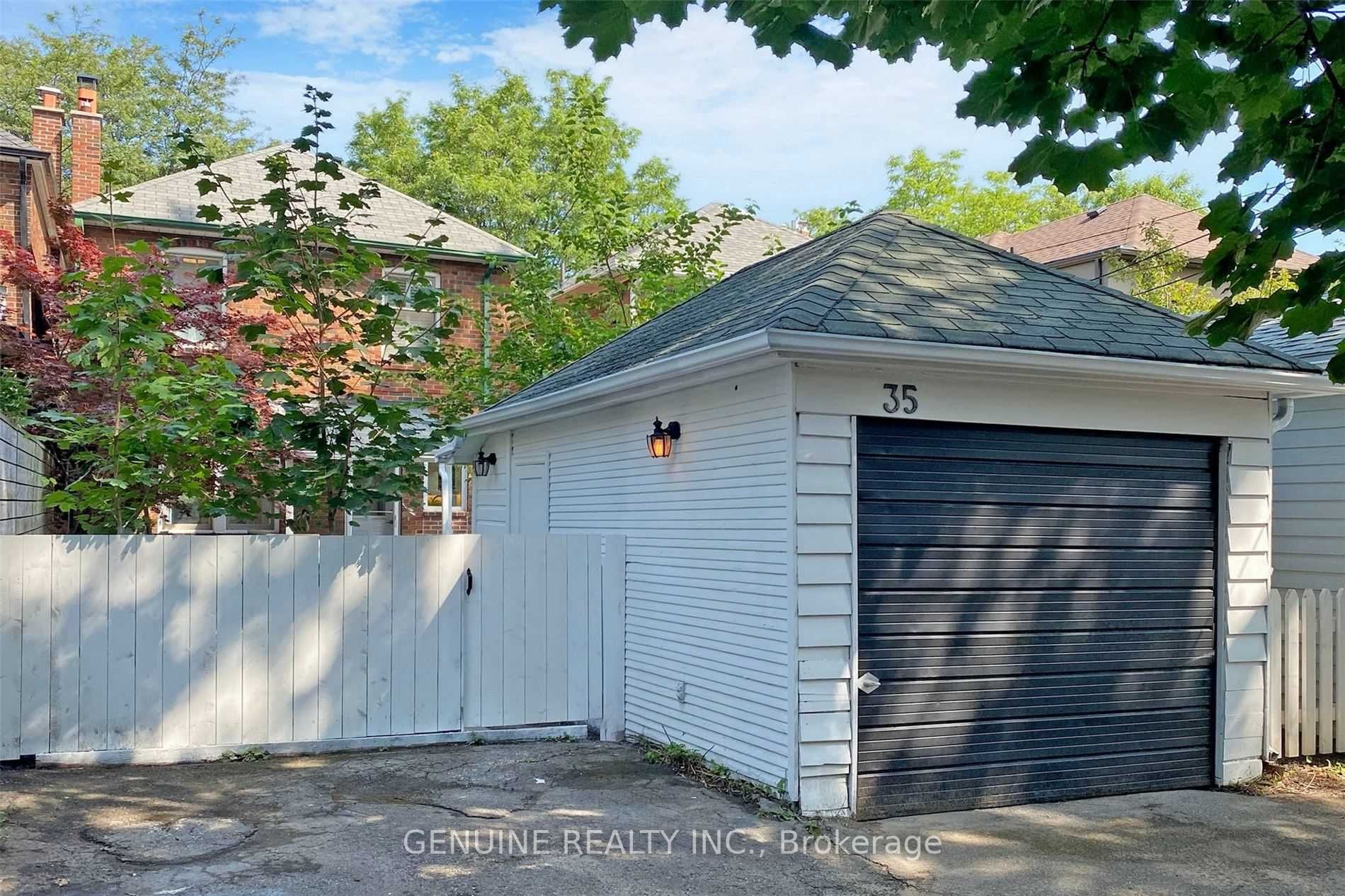 35 Cranbrooke Ave