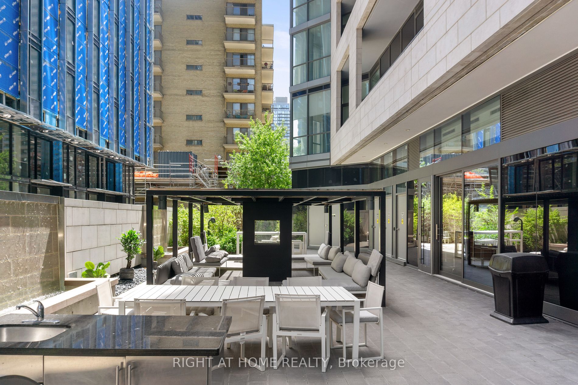 45 Charles Street E, #501