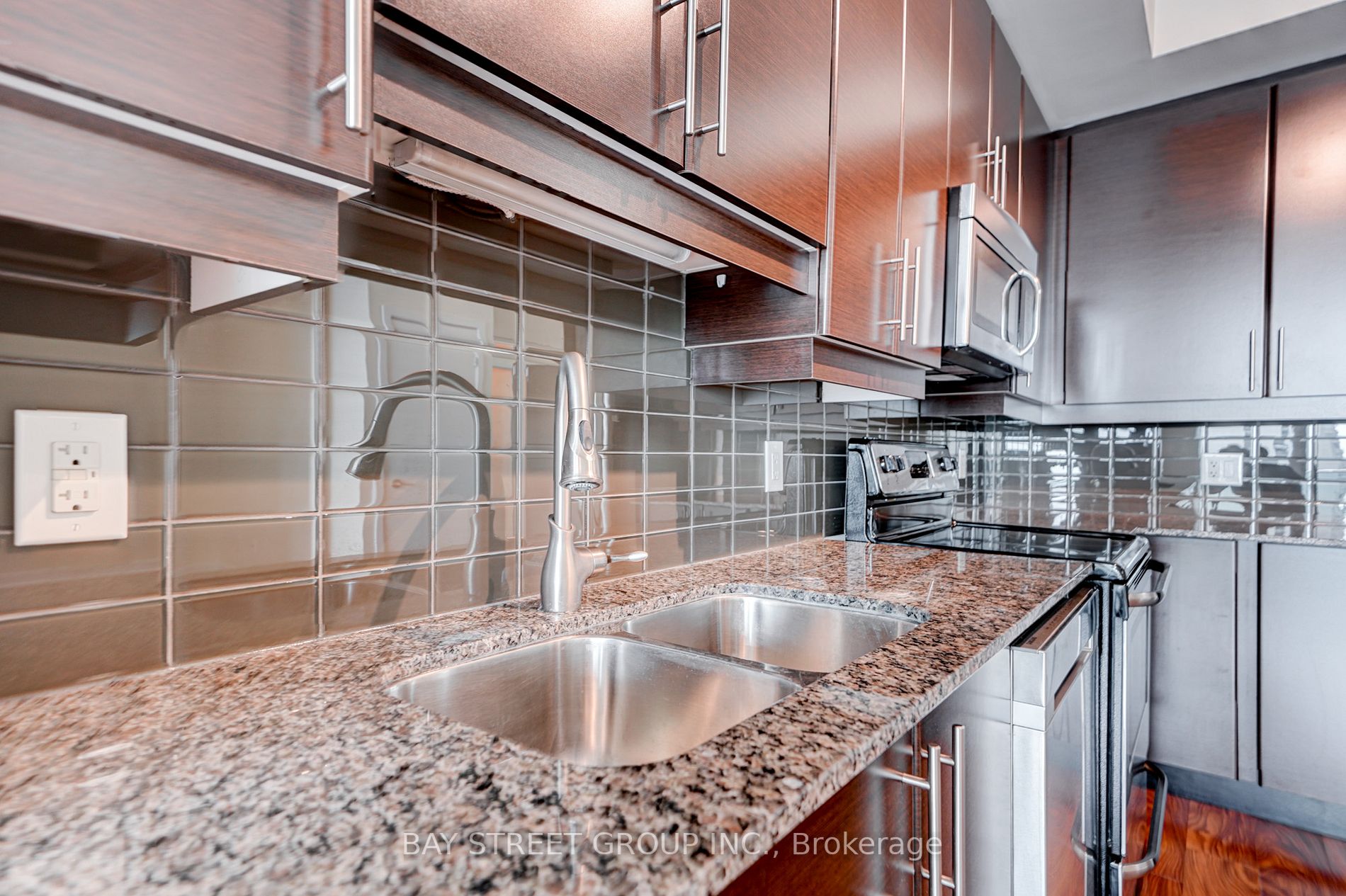 Listing C6003264 - Large Photo # 16