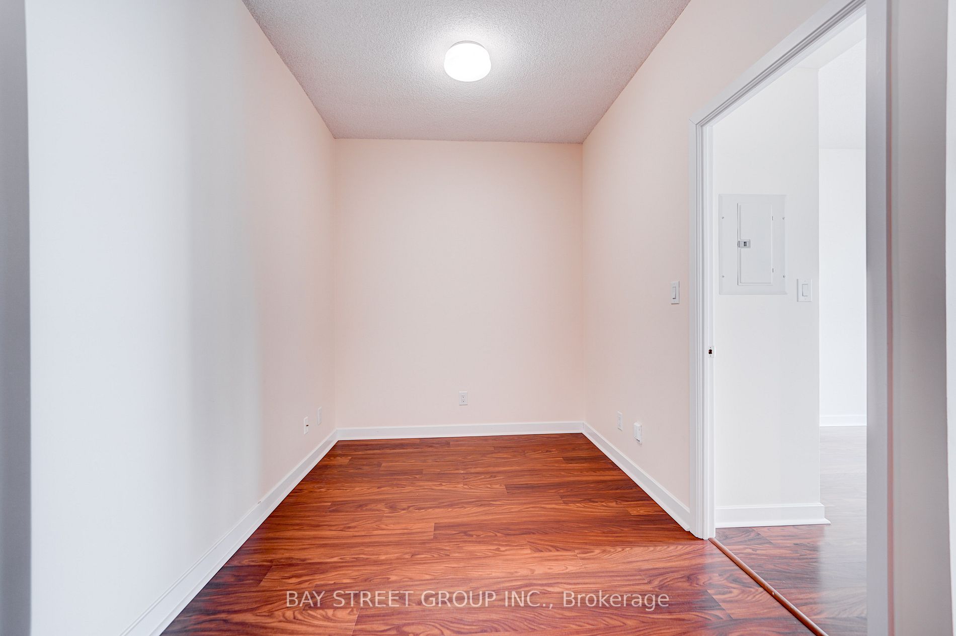 Listing C6003264 - Large Photo # 23