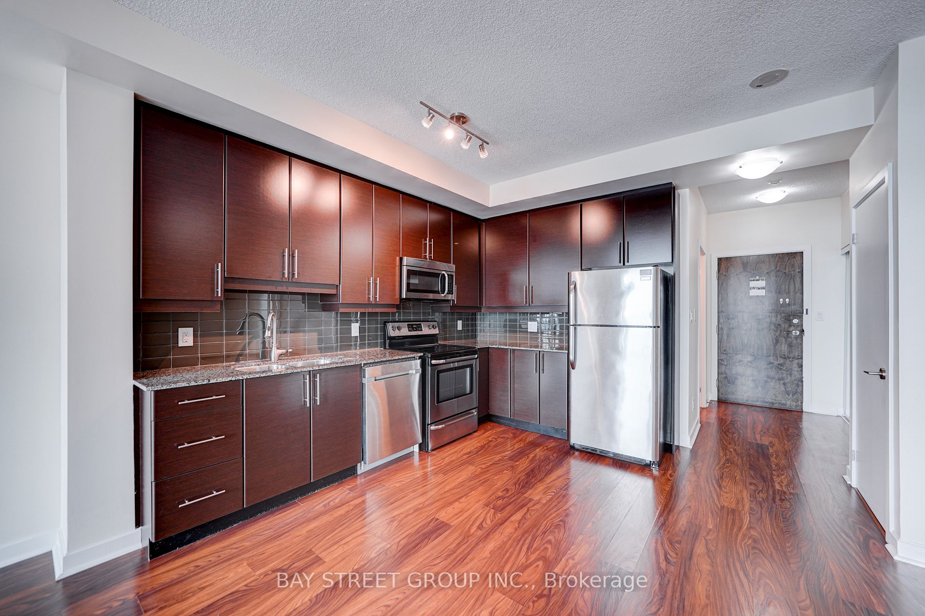 Listing C6003264 - Large Photo # 13