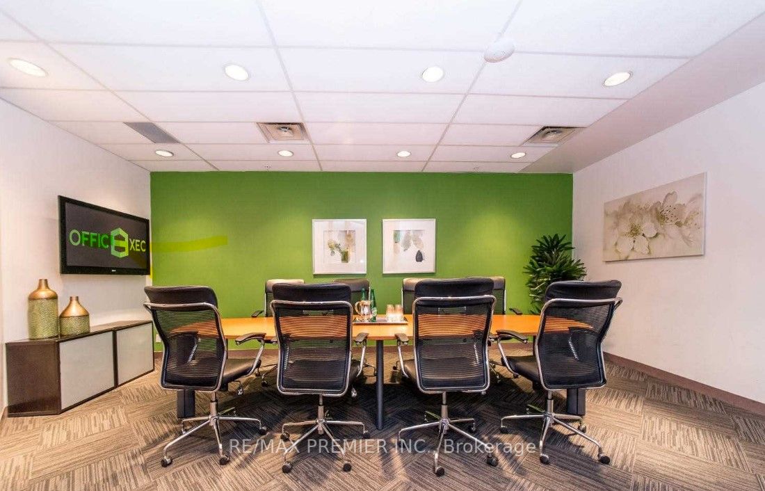 25 Sheppard Ave W, #300-22