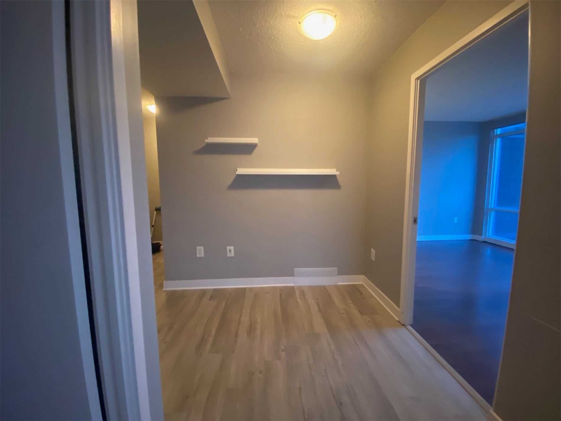 25 Telegram Mews, #3102