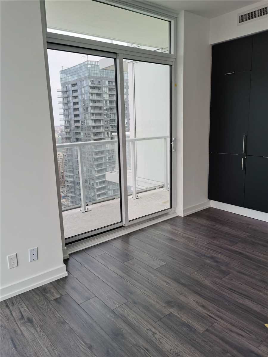 33 Helendale Avenue #2503