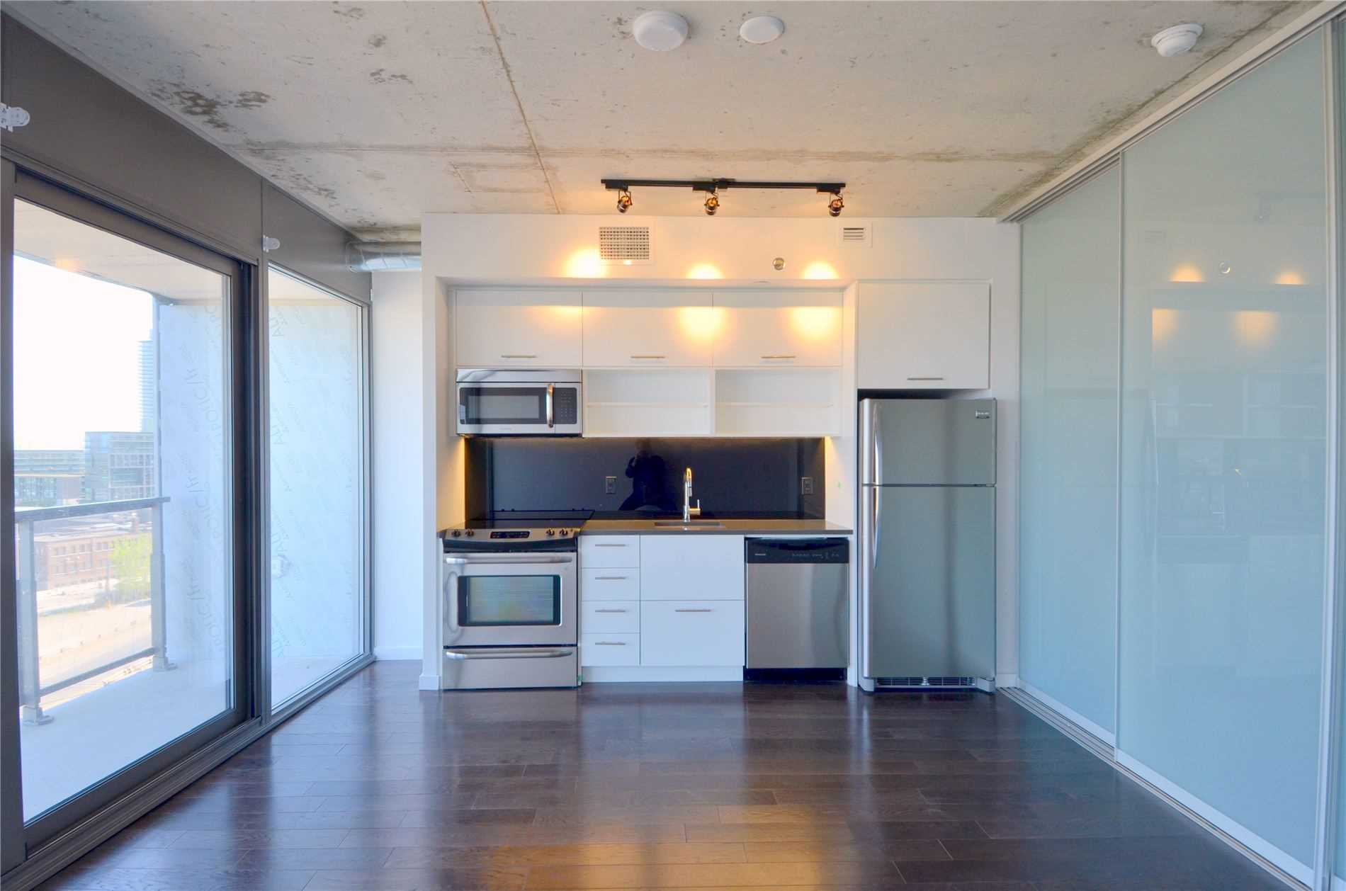 32 Trolley Cres, #807