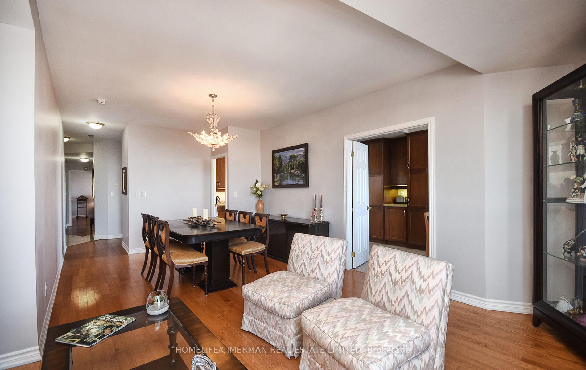 4200 Bathurst St, #705