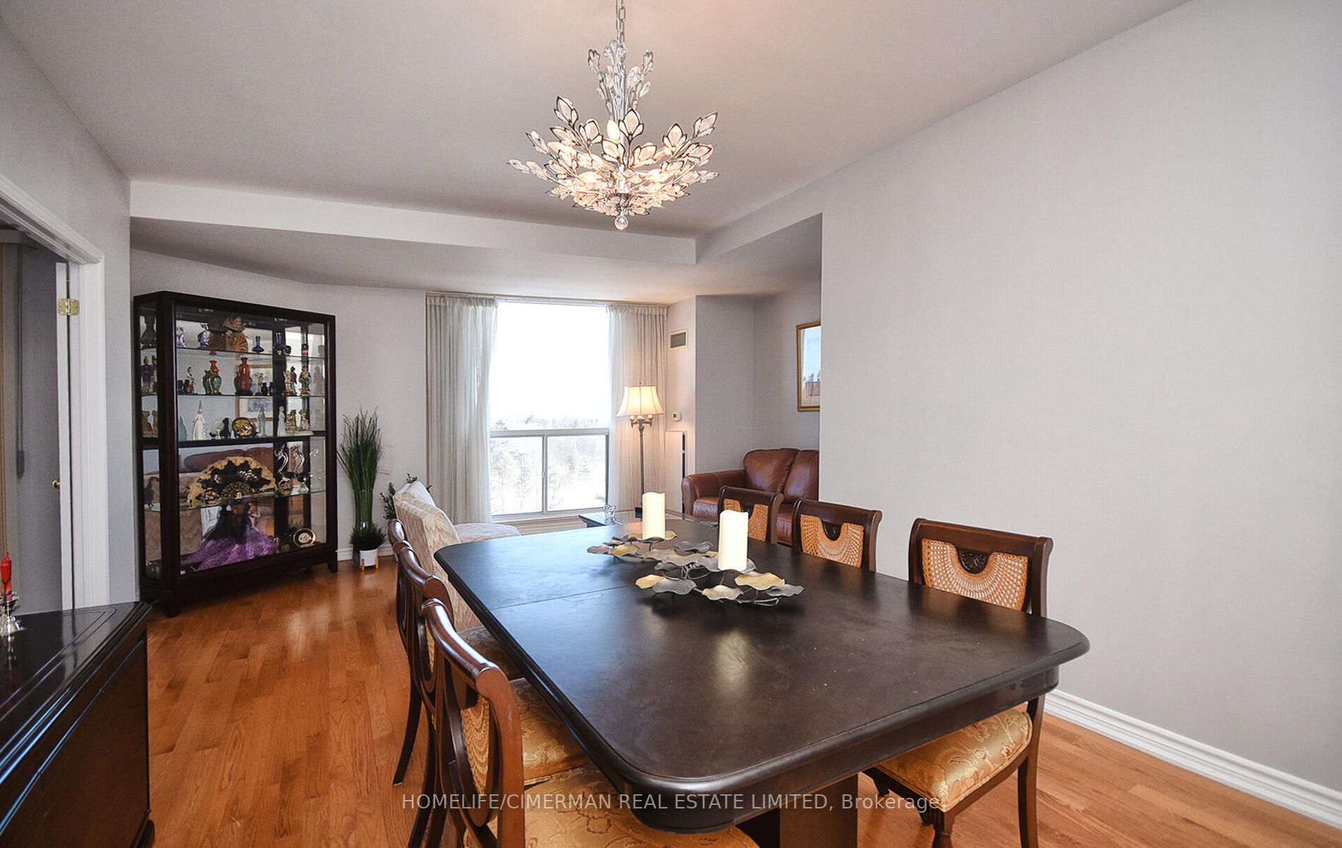 4200 Bathurst St, #705