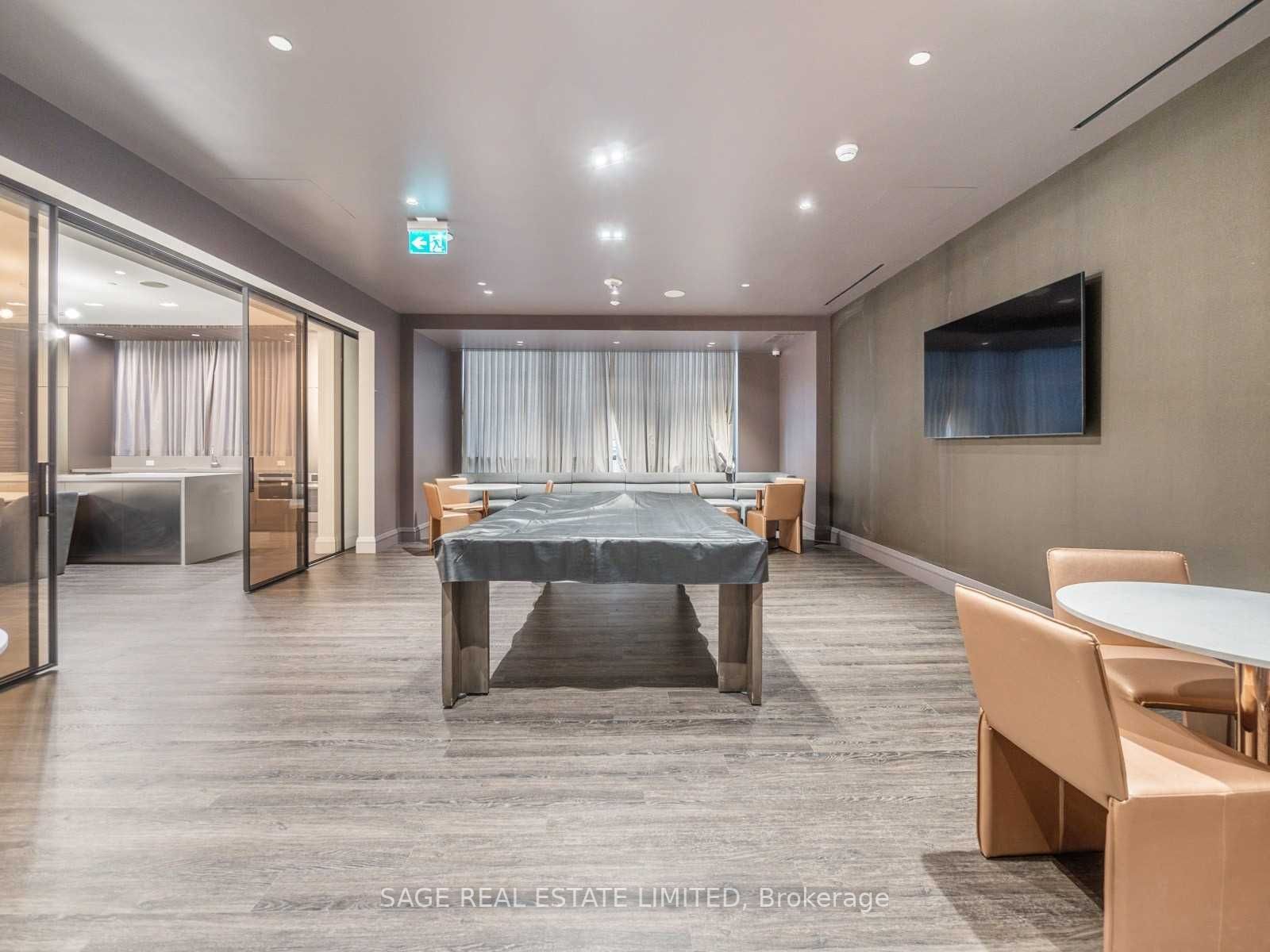 39 Roehampton Avenue, #4602