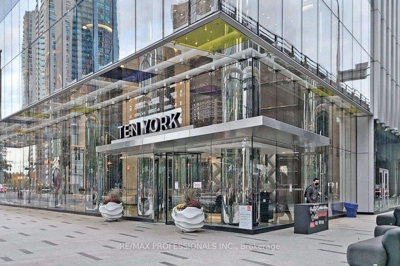 10 York St, #2410