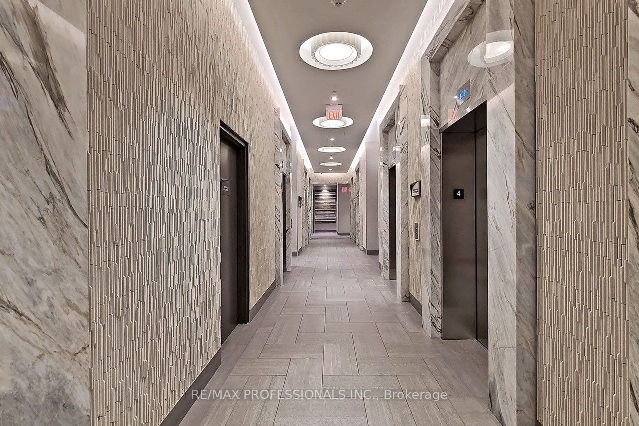 10 York St, #2410