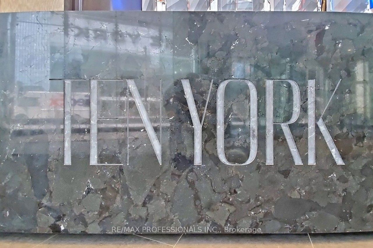 10 York St, #2410