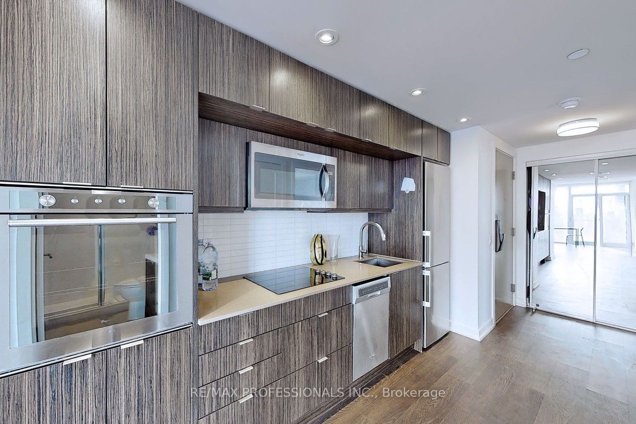 10 York St, #2410