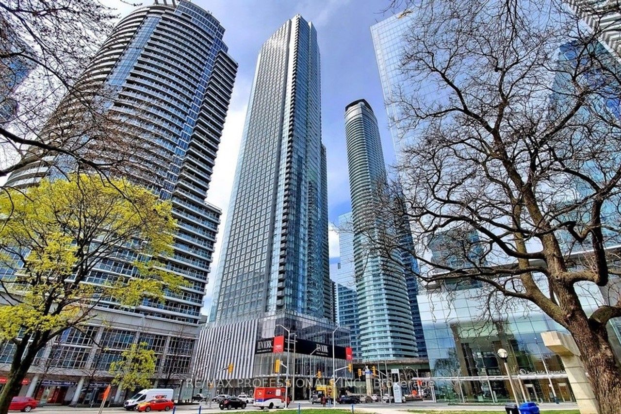10 York St, #2410
