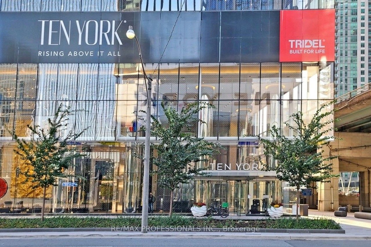 10 York St, #2410
