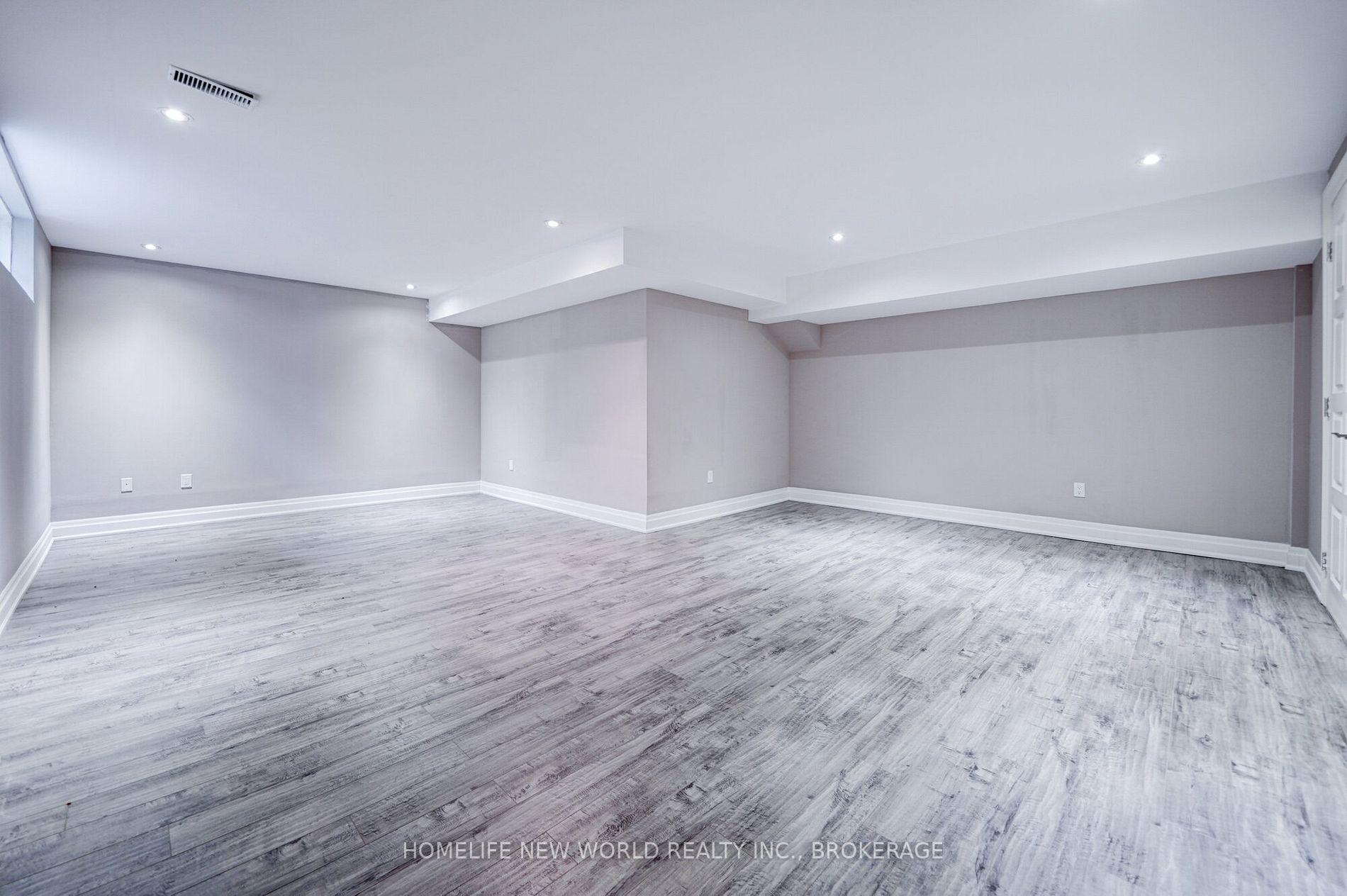 8 Shady Oaks Crescent