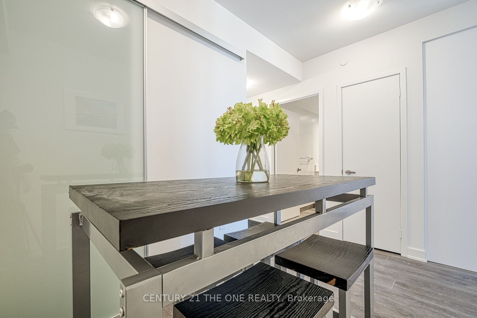 99 Broadway Avenue, #2711 Nt