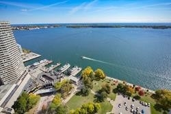 33 Harbour Sq, #834