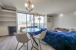 33 Harbour Sq, #834